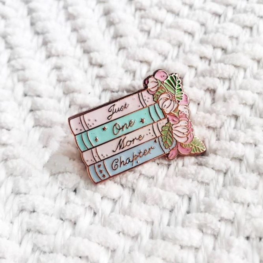 Book lovers Just One More Chapter Pin lapel brooch